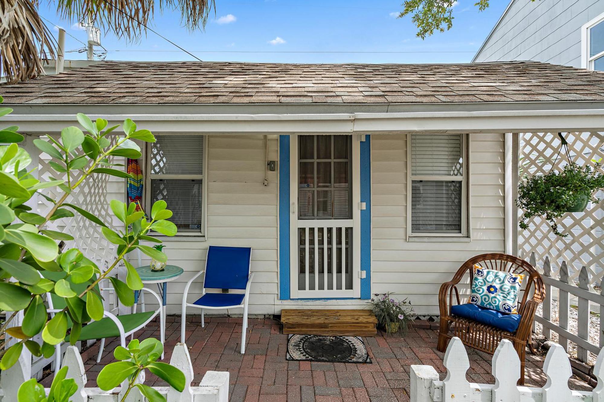 Little Pineapple Cottage セント・ピーターズバーグ エクステリア 写真